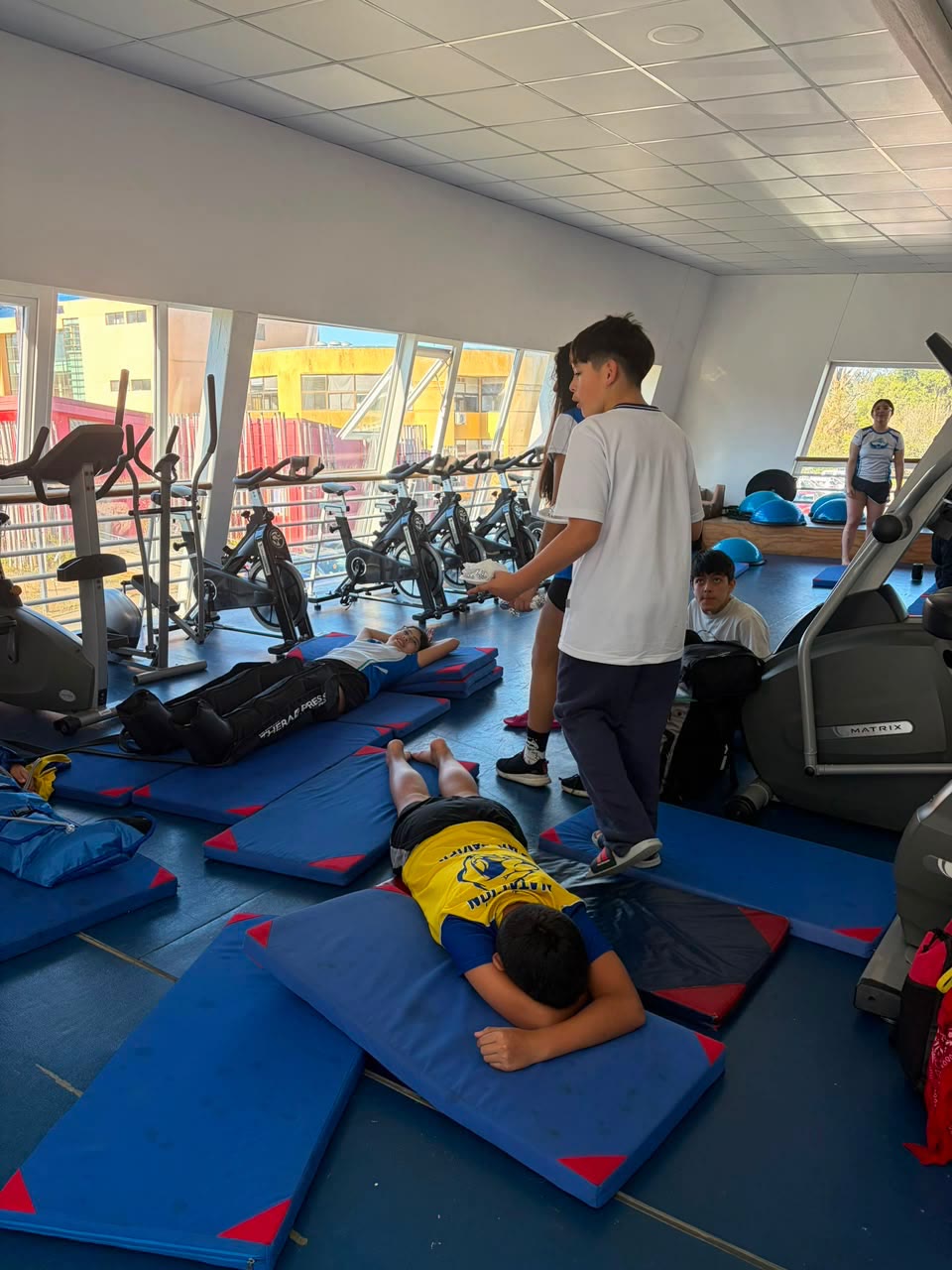 Preinfantil en clase de natación